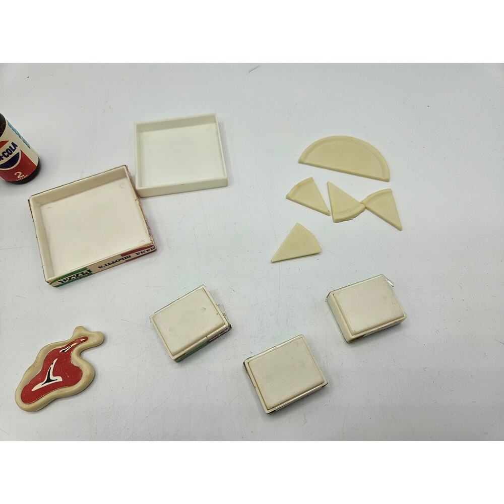 Vintage Lot Marx Sindy Accessories Food Drink Pizza Forzen Food Meat Cans - Picture 3 of 12